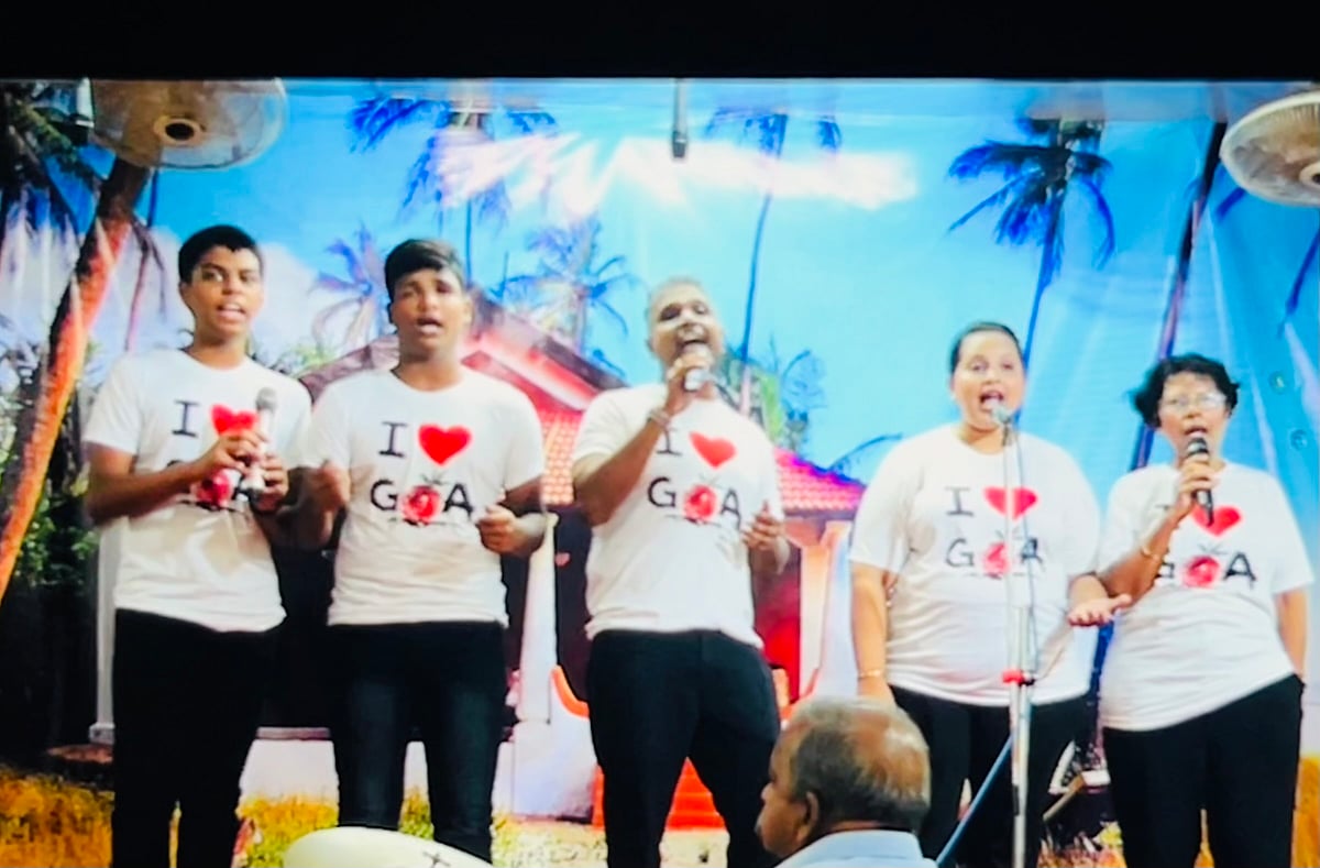 Members performing wearing I Love Goa T-shirts 